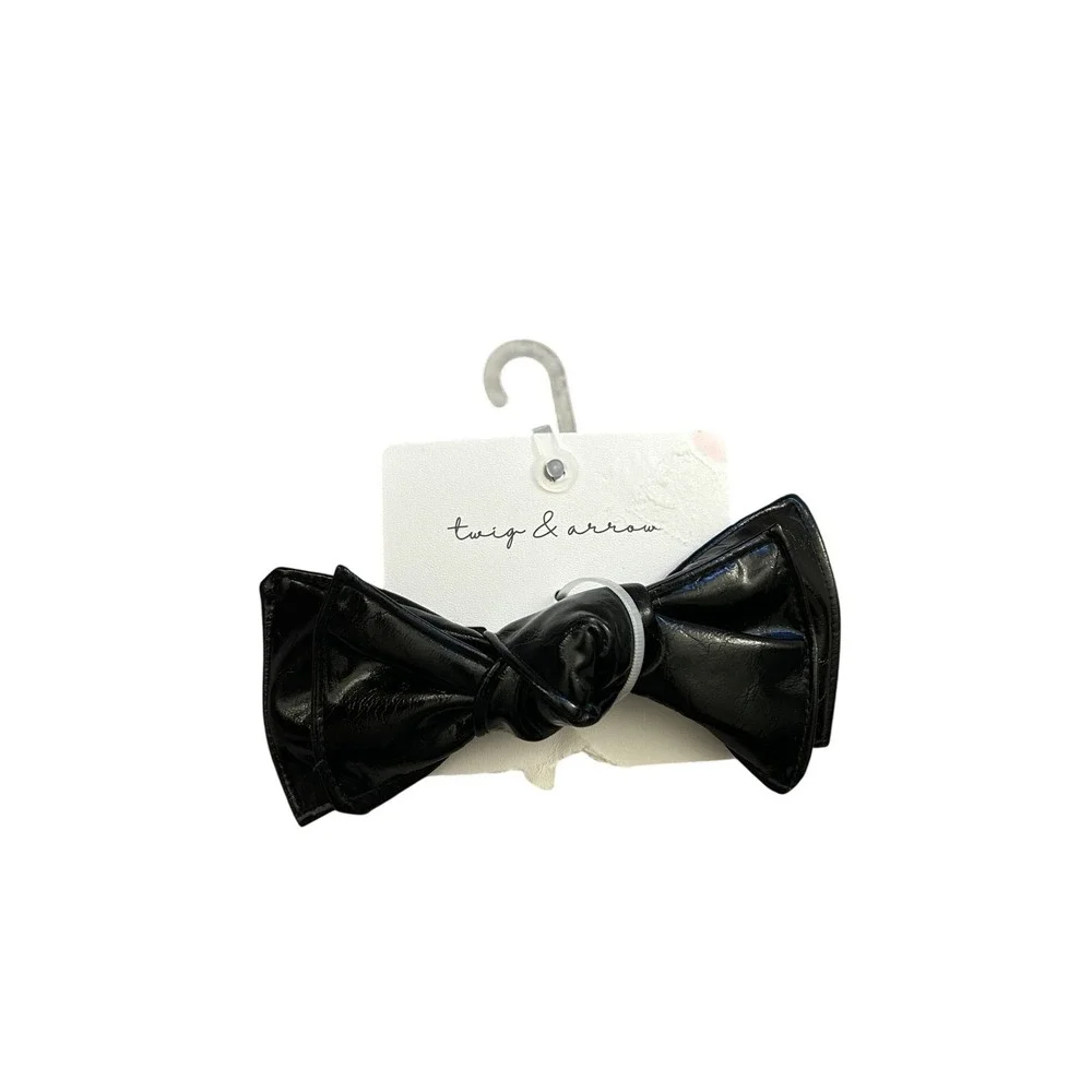 Twig & Arrow Hair Clip Womens OS Black New Faux Leather Bow French Barrette
